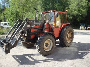 VALMET 805 4x4 etukuormaaja, Tractors
