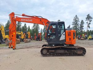 HITACHI ZX135USLC-6, Crawler excavators