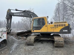 VOLVO EC240B, Crawler excavators