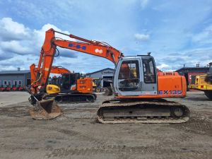 FIAT-HITACHI MYYTY! SOLD!  EX135 900MM TELAT