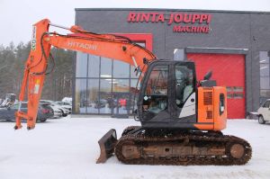 HITACHI ZX 135 US-6