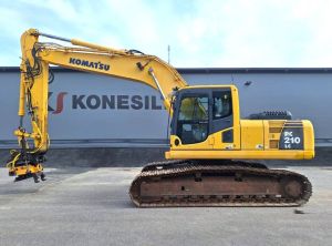 KOMATSU PC210LC-8 PYÖRITTÄJÄLLÄ