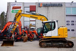 LIEBHERR R914 Compact