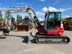 Takeuchi TB280FR