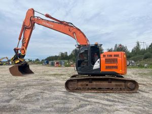 Hitachi ZX 225 US R LC-5