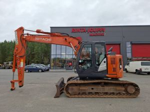 Hitachi ZX 135 US-6 / 700mm telat, Puskulevy,