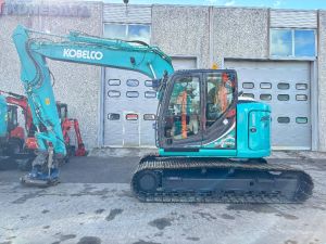 Kobelco SK140SRLC-5 TSMP-PYÖRITTÄJÄ PIHDEILLÄ