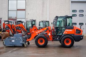 Kubota R090 EX-DEMO HARJALAITTEELLA