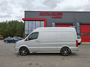 VOLKSWAGEN Crafter / Lämmitin, 2xrenkaat, Alvillinen!