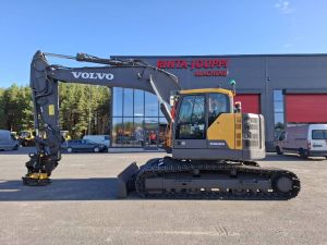 Volvo ECR 235 E / Uusi Engcon, Rasvari, Puskulevy