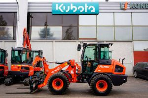 Kubota R090 VARUSTELTU