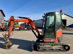 Kubota U27-4 Kallistajalla