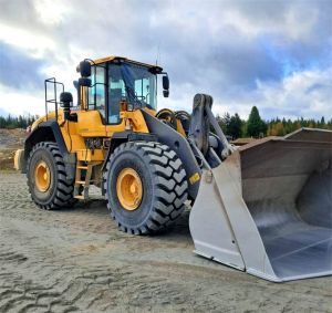 Volvo L180G, Tamtron 300i, Webasto