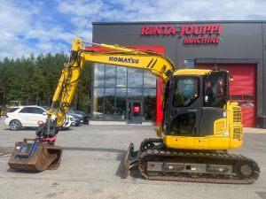 Komatsu PC 78 US-10 / Pyörittäjä, Rasvari, 2 kauhaa