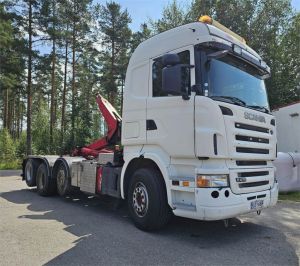 SCANIA R470 8x2 taittokoukulla