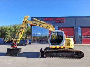 New Holland E 135 SR / Pyörittäjä, Lämmitin, Rasvari, Kauha,