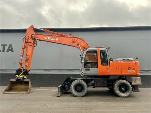 HITACHI ZX180W PYÖRITTÄJÄLLÄ