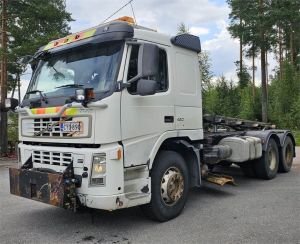 VOLVO FM12 tiehoitoauto vaijerilaitteilla, 4-двуосный