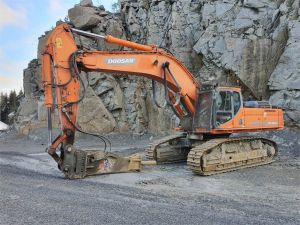 DOOSAN DX 480 LC, Гусеничные экскаваторы