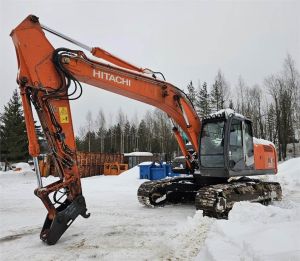 HITACHI ZX210LC-3, Гусеничные экскаваторы