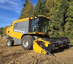 SAMPO-ROSENLEW Comia C8, Harvesters