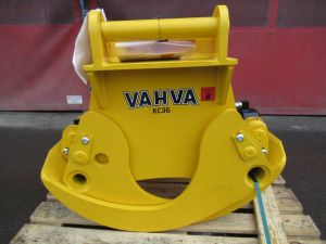 VAHVA Yleiskoura KC36, Dippers / tiltrotators / grap buckets