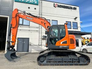 Doosan DX 140 LCR-5 metsäalusta