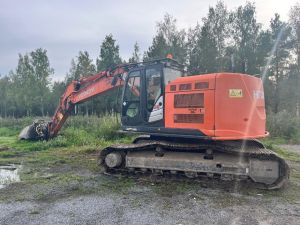 Hitachi ZX 225 US R LC-5 / Engcon, Kauha, Rasvari, Tulossa