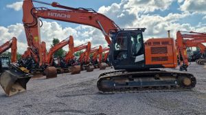 Hitachi ZX225USRLC-6