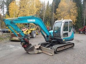 SUNWARD SWE 70 pyörittäjällä, Midi excavators 7t - 12t