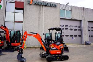 Kubota U17-3a VARUSTELTU