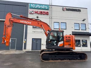 Hitachi ZX 225USLC-7 Stage V