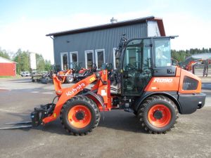 Kubota R090W UUTUUSMALLI