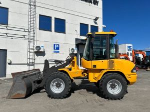 Volvo L 30 B