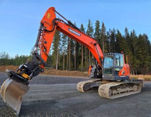 Doosan DX235LCR-5, Engcon, Novatron, Luiskakauha