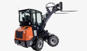 Kubota RT 220-2e sähköinen pienkuormaaja, uusi