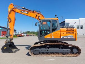 Doosan DX160LCH-5 METSÄALUSTA