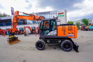 HITACHI ZX170W-6