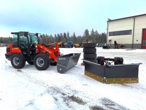 KUBOTA R090 VALMIINA TÖIHIN