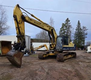 Komatsu PC240LC-3KP, Telakaivukoneet