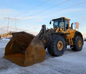 Volvo L220G, kauha, rasvari, Pyöräkuormaajat