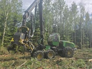 John Deere 1170e H413, Harvesterit