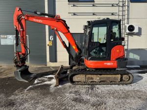 KUBOTA KX057-4 Pyörittäjällä