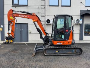 Hitachi ZX55U-6CLR PYÖRITTÄJÄ+PIHDIT