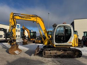 New Holland Kobelco E80MSR PYÖRITTÄJÄLLÄ