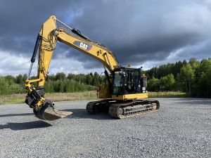 CATERPILLAR 325 FLRC, Bandburna grävmaskiner