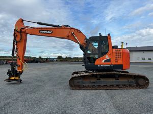 DOOSAN DX235LCR-5 + RASVARI + LÄMMITIN + PROBO ENGCON EC226 PIHDILLÄ + NOVATRON 3D