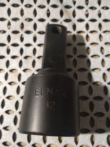 Elmak hylsy 32mm hylsy Elmak pulttikoneeseen