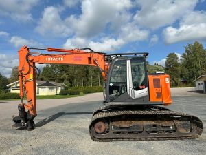 HITACHI ZAXIS135USL-3 METSÄALUSTAINEN + 900MM TELAT + SUKSET + RASVARI + MARTTIINI