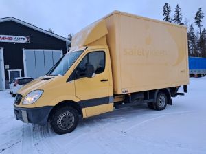 MERCEDES SPRINTER 513 CDI  umpikori+pl nostin 18m3, Легкие транспортные автомобили / панельные фургоны